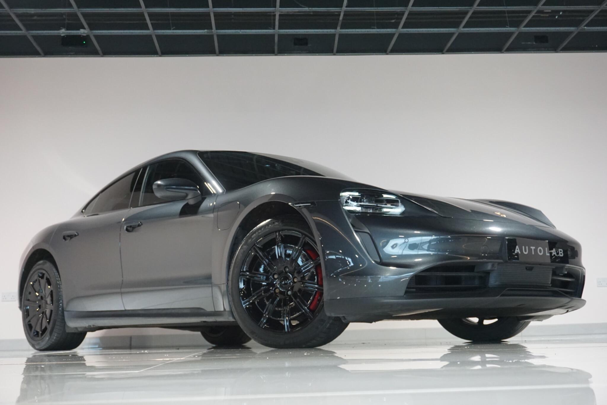 Porsche Taycan Performance Plus 93.4kWh 4S Saloon 4dr Electric Auto 4WD (571 ps)